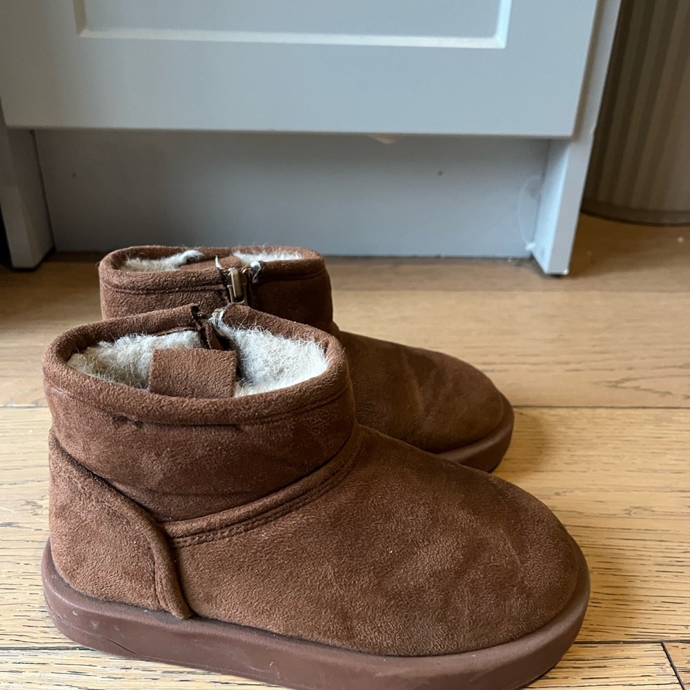 Girls Fur Effect Zara Boot - Picture 10 of 12